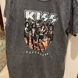 brand new t shirt size mens /kids size  small/medium